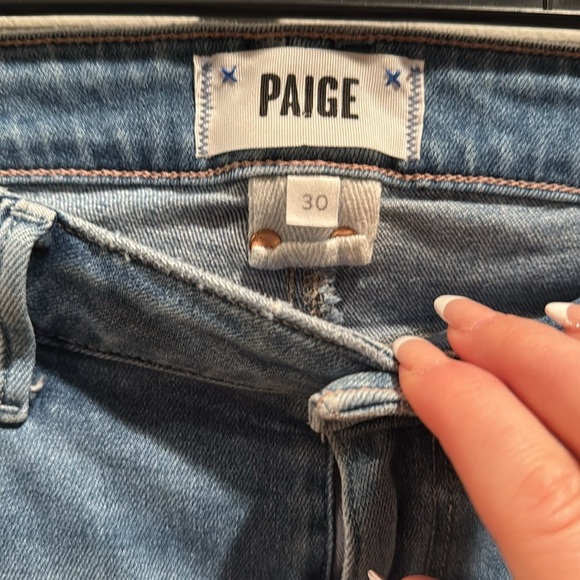 PAIGE Ultra High Rise Cindy Straight Ankle Length in Austyn - Picture 4 of 9